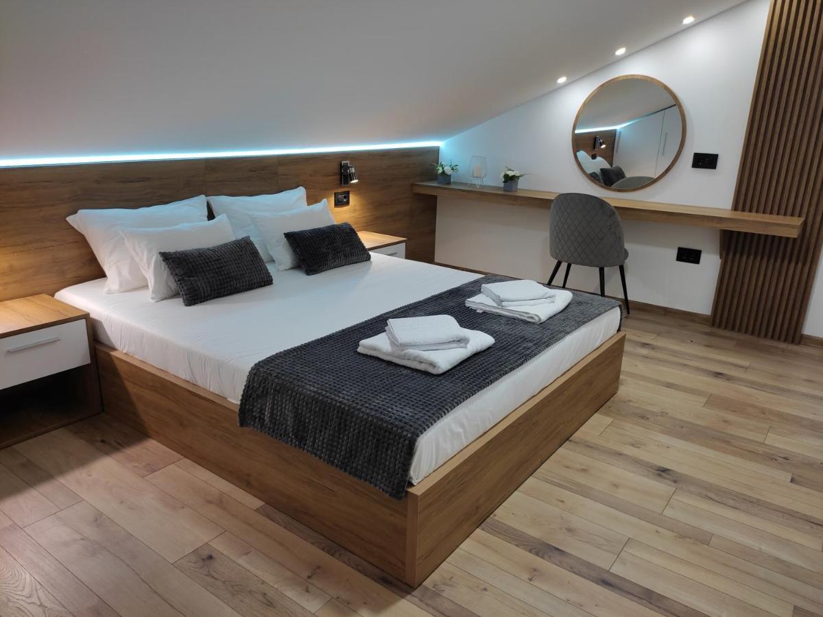 Апартаменти Sky Luxury Аранджеловац Екстер'єр фото